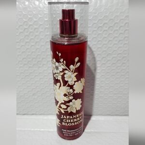 Bath & Body Works Japanese Cherry Blossom Spray